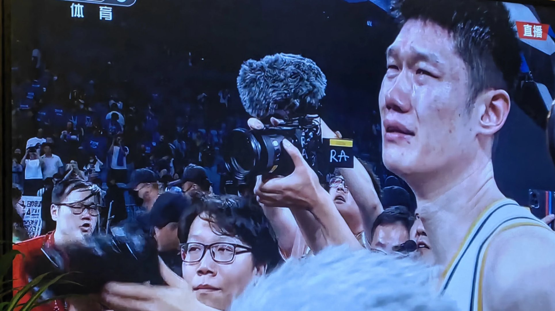 Ming回归赛场,问鼎冠军首场状态亮眼,塞尔维亚队观众沸腾!-九游体育在线